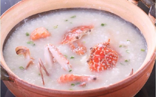 饮食时尚 花蟹沙虾粥 罗氏粥茶铺 砂锅粥 大雪养生 罗龙明 五仁餐饮管理有限公司